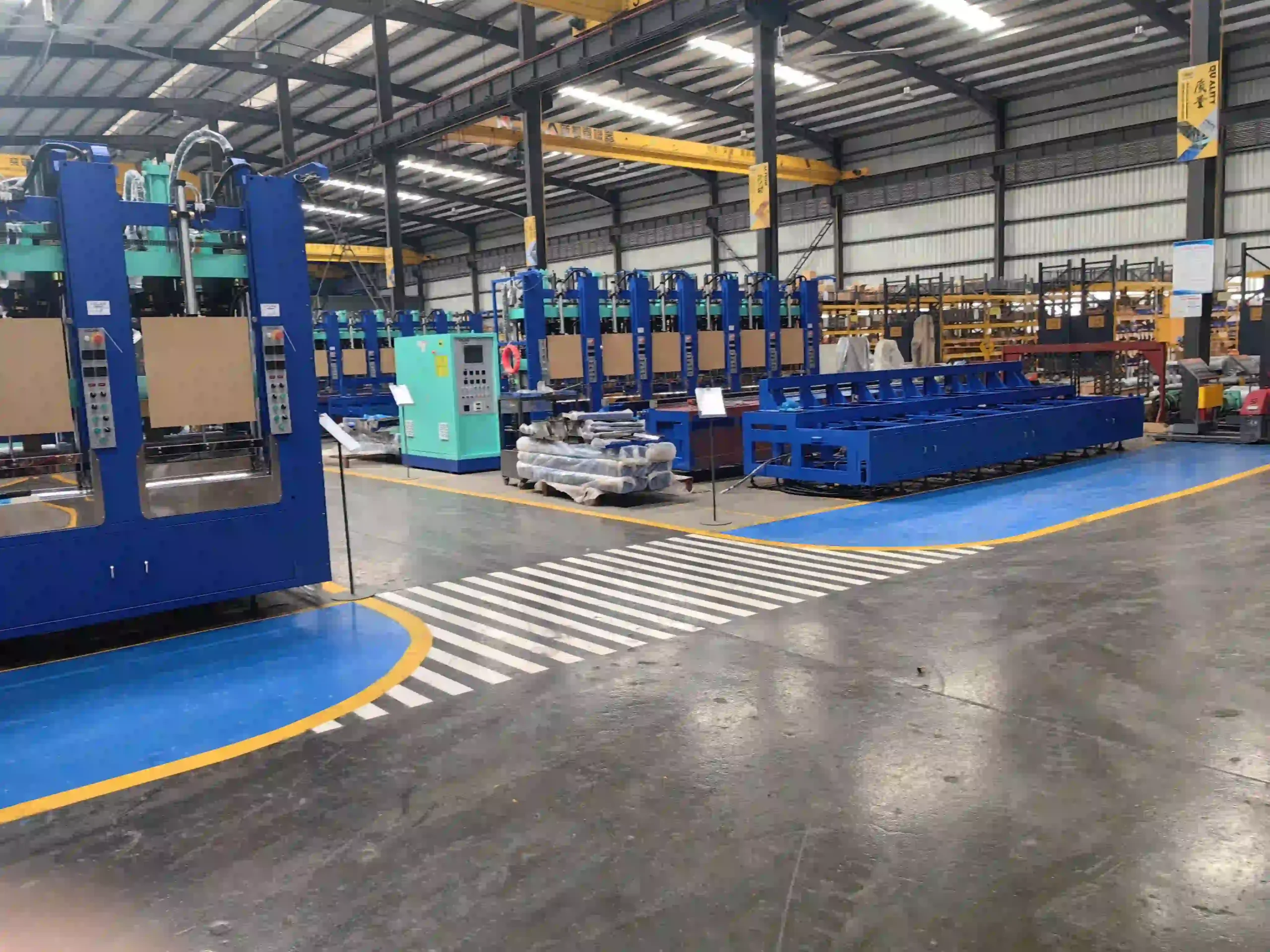 Station EVA shoes injection machine
